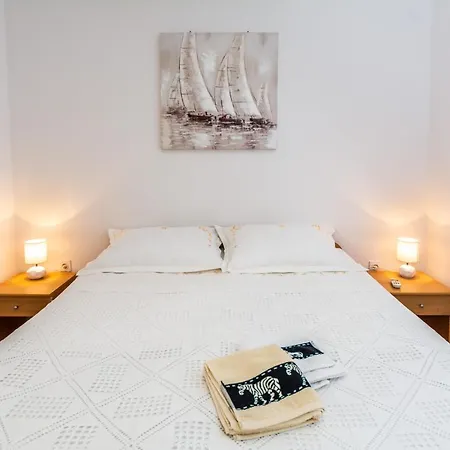 Mary Apartment