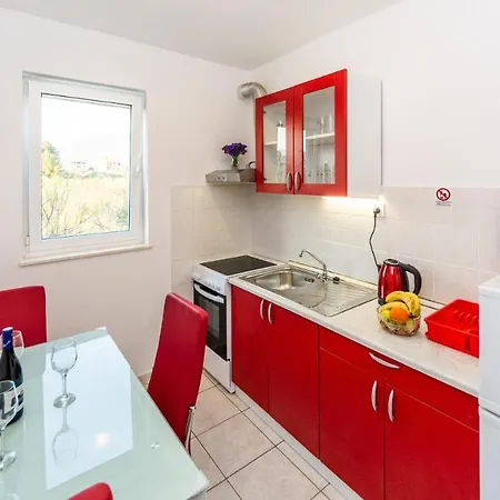 Mary Апартаменти